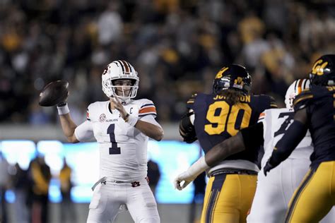 Auburn Tigers look to improve to 4-0 for first time since 2019 when they visit Texas A&M
